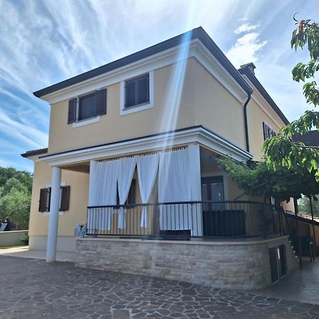 Apartmani Berber Babici Экстерьер фото