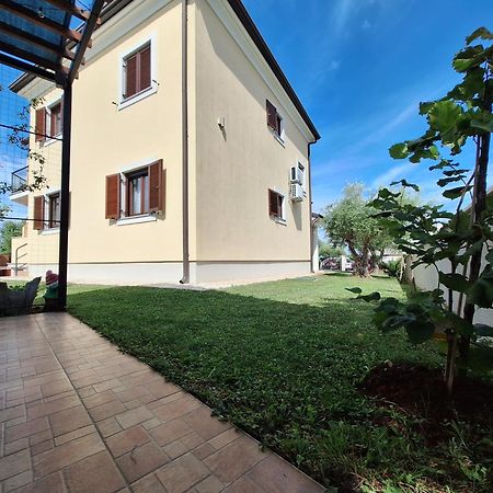 Apartmani Berber Babici Экстерьер фото