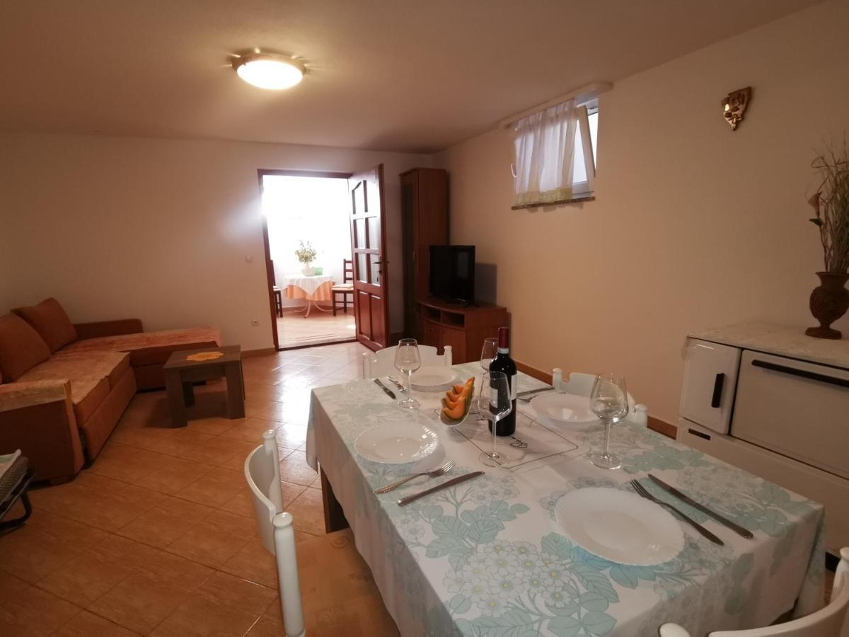 Apartmani Berber Babici Экстерьер фото