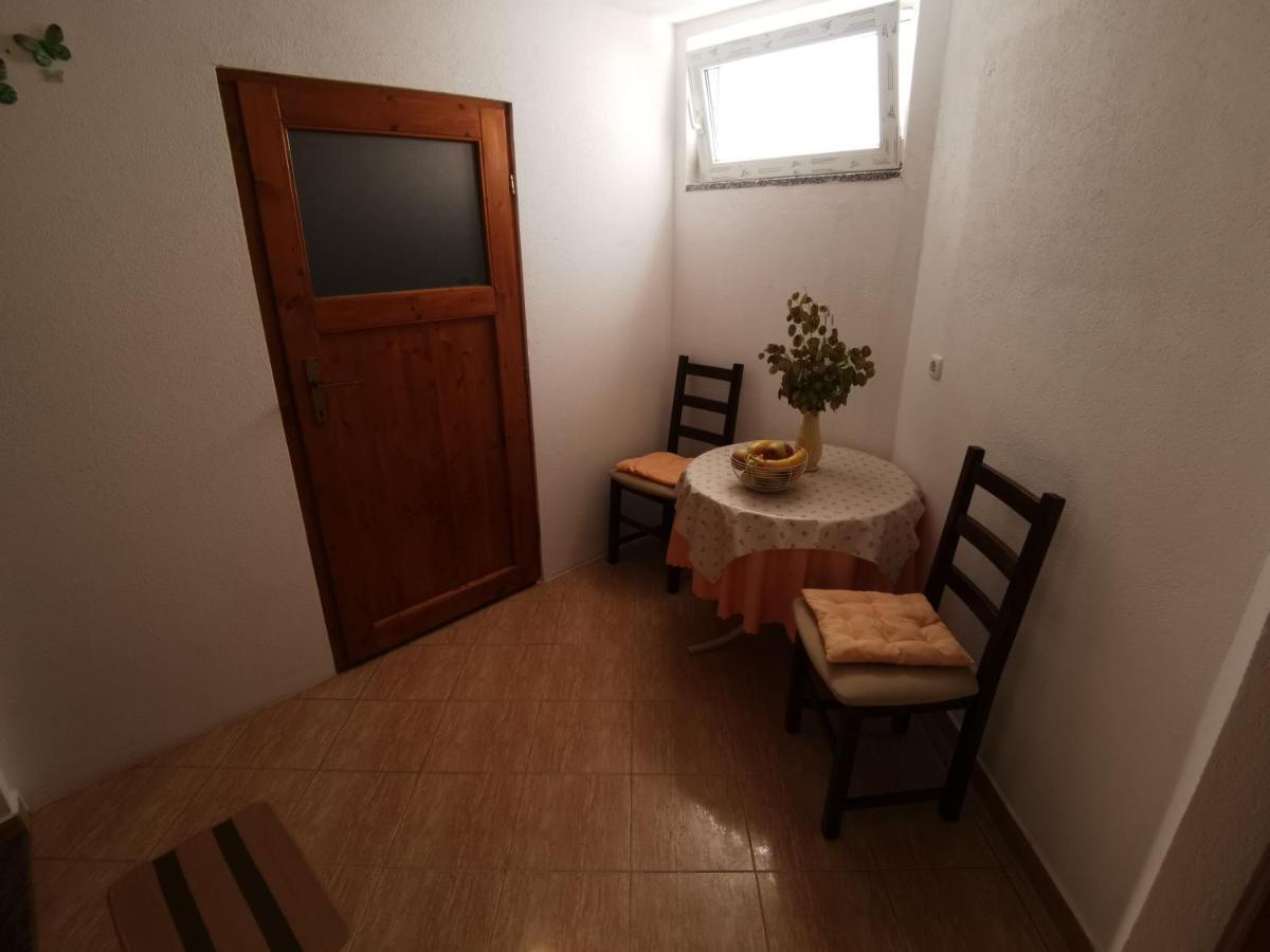 Apartmani Berber Babici Экстерьер фото